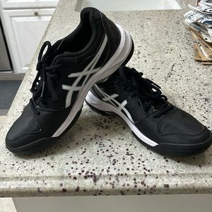 ASICS Gel-Dedicate 7 Tennis Shoes, worn once, Women’s size 9